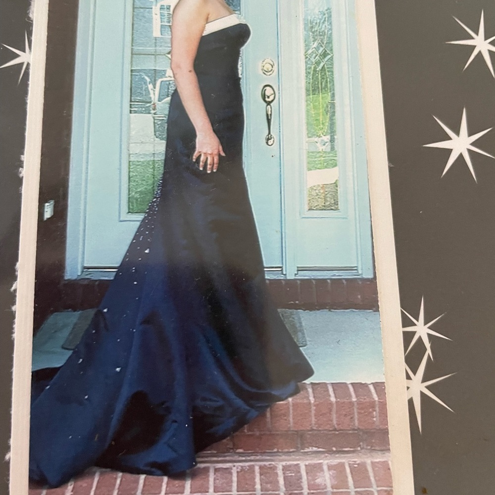 Elegant Black Strapless Prom Dress